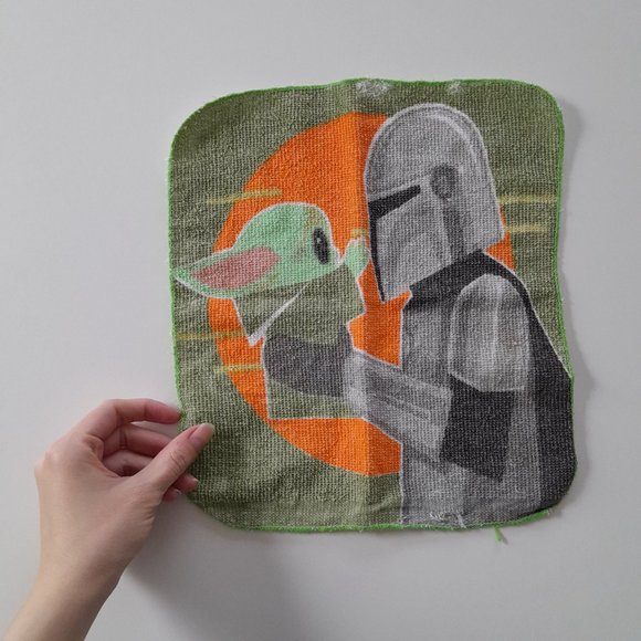 Star Wars Mandalorian Washcloth - Picture 3 of 10